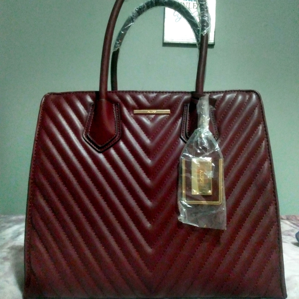 ALDO- New Quilted 2 Face Burgundy Bag